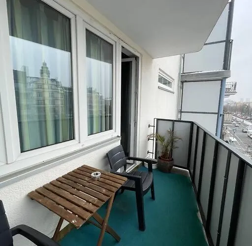 Attractive Flat Near Charlottenburg & Center Apartman