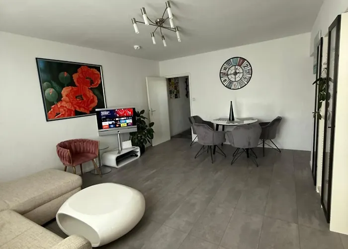 Attractive Flat Near Charlottenburg & Center Berlín
