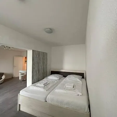 Attractive Flat Near Charlottenburg & Center Apartamento
